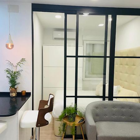 Like A Local Apartment Madrid Bagian luar foto