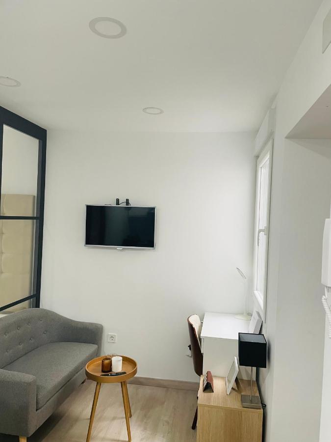 Like A Local Apartment Madrid Bagian luar foto