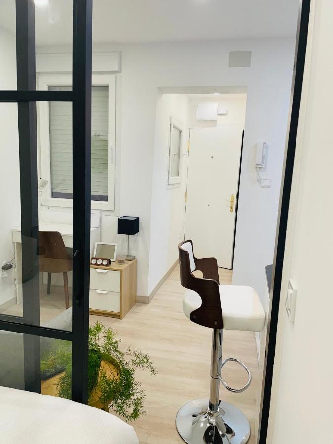 Like A Local Apartment Madrid Bagian luar foto