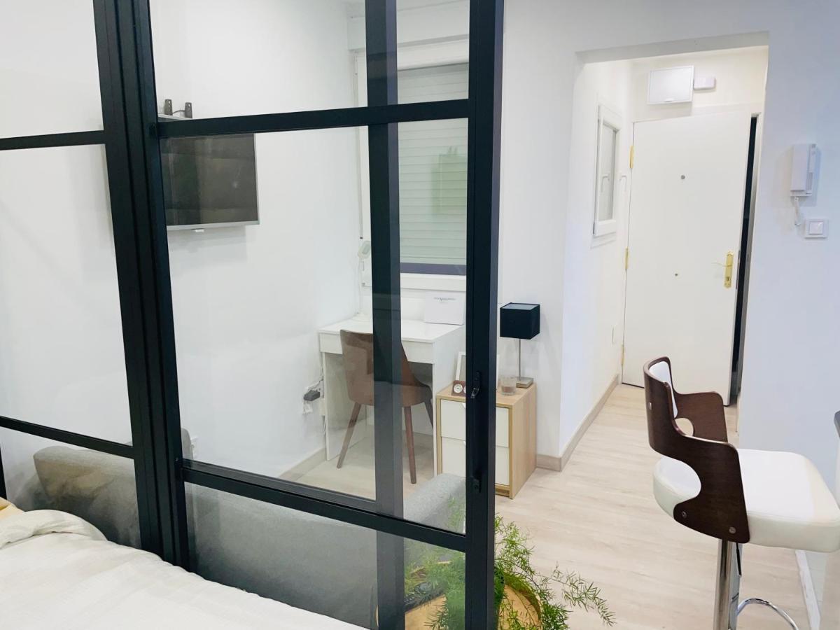 Like A Local Apartment Madrid Bagian luar foto