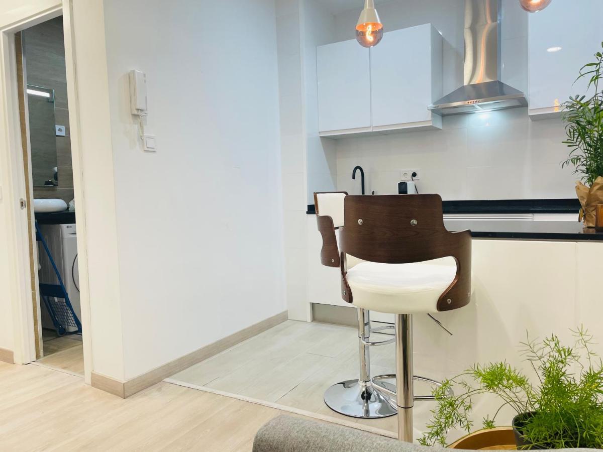 Like A Local Apartment Madrid Bagian luar foto