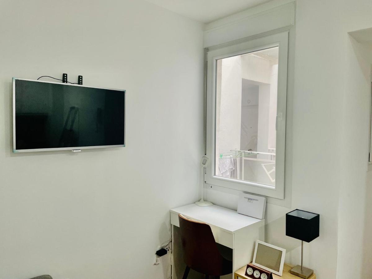 Like A Local Apartment Madrid Bagian luar foto
